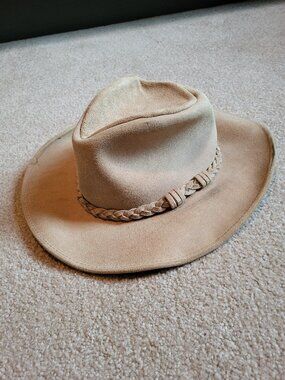 Minnetonka leather Outback hat